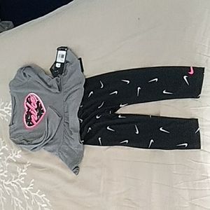 Girls two piece nike set